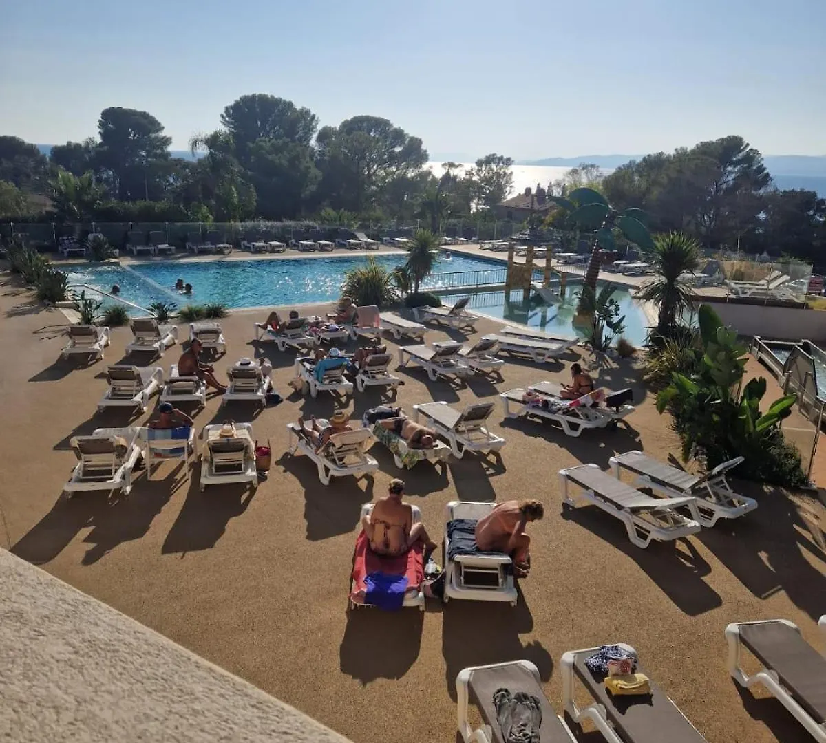 مكان تخييم Au Petit Paradis Saint-Raphaël